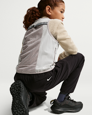 NIKE公式】ナイキ ACG ジュニア ユーティリティ ベスト.オンライン